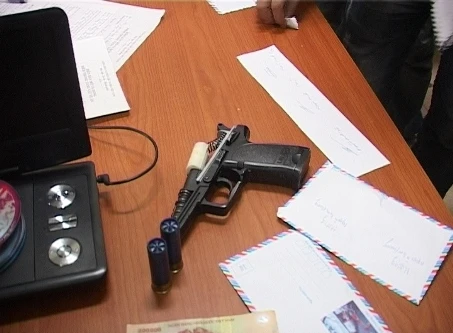 Bộ đôi “chàng” chơi “ke”, “nàng” nghiện “hê”