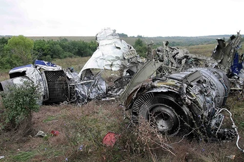 Máy bay Tu-154 chở theo 91 người của quân đội Nga rơi gần Sochi