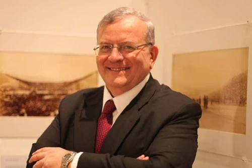 Vợ đại sứ Hy Lạp ở Brazil thừa nhận cùng người tình sát hại chồng