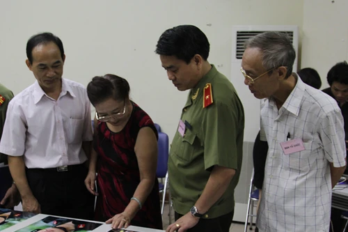 Gần 1.000 ảnh nghệ thuật chủ đề “Công an Hà Nội vì Nhân dân phục vụ - Vì Thủ đô bình yên”