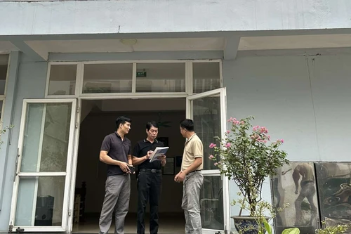 Bình yên ở một chung cư cũ 