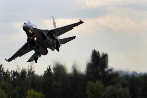 Bất ngờ trước kế hoạch phòng thủ và mở rộng căn cứ không quân của Nga