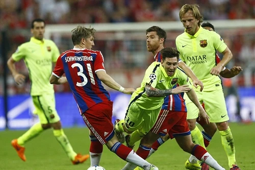 Bayern đau đớn nhìn Barca vào chung kết Champions League
