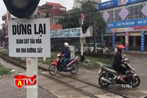 Tăng mức phạt đối với một số vi phạm an toàn giao thông đường sắt
