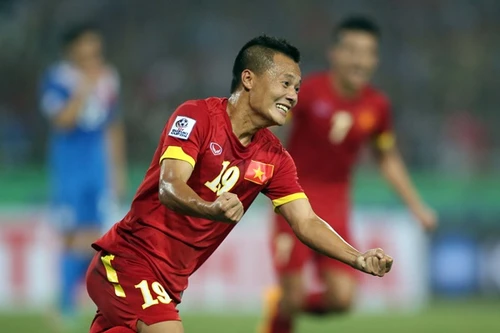 Phạm Thành Lương lần thứ 3 giành Quả bóng Vàng