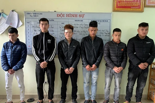 Bắt giữ nhóm thanh niên dùng dao để “giải quyết” mâu thuẫn