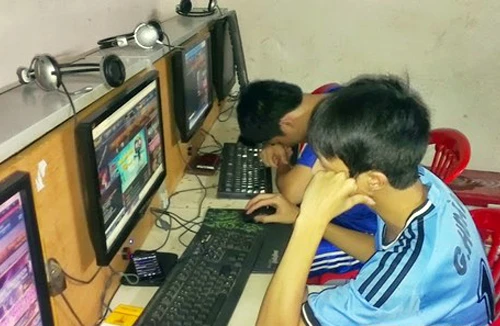 Bị "chôm" xe máy khi ngủ gục ở quán game