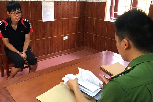 Đi cướp lấy tiền ăn tiêu và mua ma túy