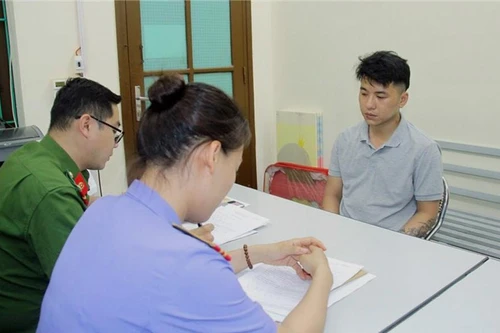 Tên cướp bị bắt khi chuẩn bị đưa người yêu đi Sa Pa 