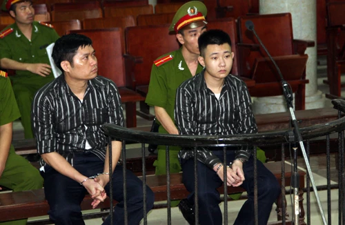 Dừng phiên toà, trả hồ sơ điều tra bổ sung vụ vứt xác phi tang ở TMV Cát Tường