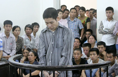 Án mạng vì mất 60 nghìn đồng trong khi chơi "tá lả" ăn tiền