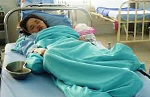 Nghĩ quẩn, uống thuộc diệt cỏ tự tử