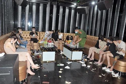 Khởi tố vụ án gần 50 nam, nữ ‘mở tiệc’ ma túy trong quán karaoke Bad Boy