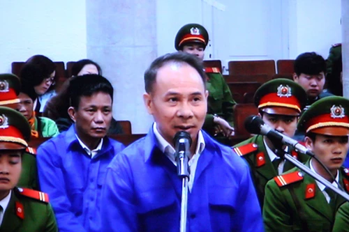 Dương Chí Dũng và đàn em phủ nhận hành vi nhận tiền "lại quả"