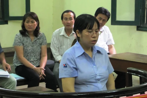 Kế toán kiêm thủ quỹ ôm tiền công ty “nướng” vào sới bạc