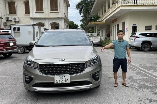 Tạm giữ tài xế chống người thi hành công vụ tông Cảnh sát lên nắp capo