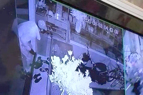 Đang điều tra vụ trộm 350 cây vàng xảy ra tại thị xã Sơn Tây