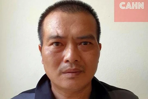 Tấn công cán bộ tại chốt kiểm dịch Covid-19 sau khi uống bia từ nhà mẹ đẻ về