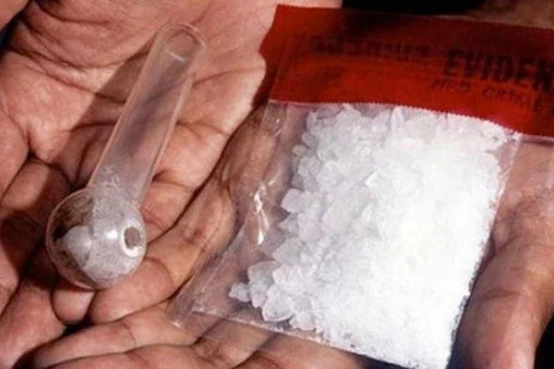 Cựu phó chủ tịch xã bị bắt quả tang tàng trữ ma tuý