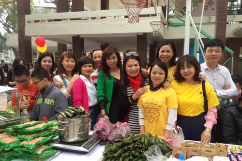 Những tấm lòng thiện nguyện trong Ngày hội hoa hướng dương 2016