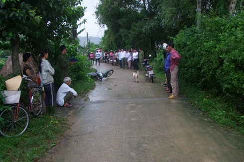 Quảng Ngãi: Hai người cùng thôn tông xe vào nhau làm 1 người tử vong 