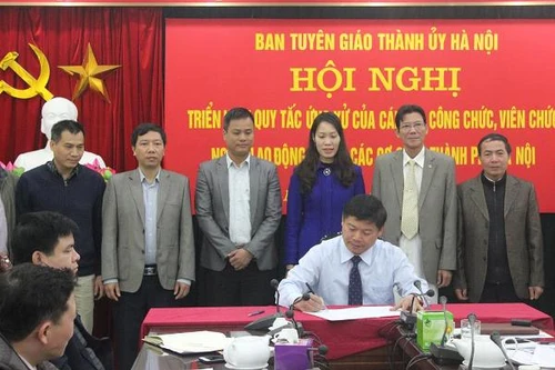 Ban Tuyên giáo Thành ủy Hà Nội triển khai quy tắc ứng xử của cán bộ, công chức
