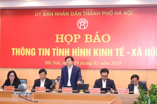 Hà Nội dự kiến trình diễn ánh sáng bằng flycam tuyệt đẹp dịp Tết Giáp Thìn 2024