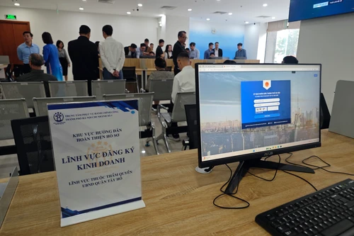  Trung tâm phục vụ hành chính công TP Hà Nội chuẩn bị thí điểm cơ chế "làn xanh" 