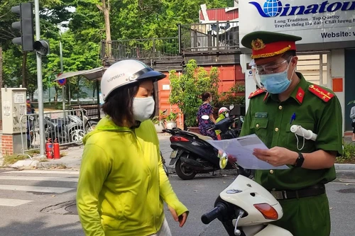 Hà Nội yêu cầu thực hiện nghiêm giãn cách xã hội, cán bộ, công chức chỉ đến công sở khi thực sự cần thiết