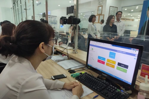 Quận, huyện ở Hà Nội không được lạm dụng việc xin ý kiến các sở để né trách nhiệm