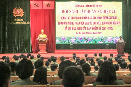 Đấu tranh phản bác quan điểm sai trái, thù địch chống phá bầu cử các cấp