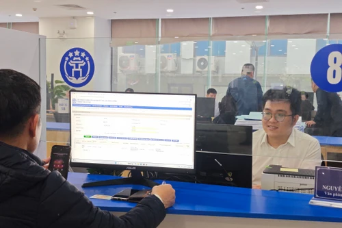 Hà Nội lập tổ công tác liên ngành đôn đốc nhóm nhiệm vụ "làn xanh"