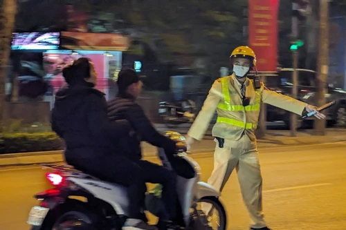 Hà Nội sẽ kiểm tra kiến thức pháp luật với người bị trừ hết điểm giấy phép lái xe