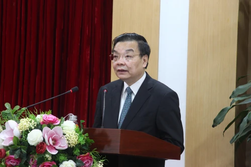 Chủ tịch Hà Nội yêu cầu phải có giải pháp đột phá thực hiện thành công "mục tiêu kép", đảm bảo đời sống nhân dân