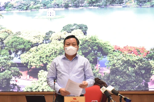 Phó Bí thư Thành ủy Hà Nội: "Thành phố chuẩn bị chu đáo mọi mặt, người dân yên tâm chung tay chống dịch"