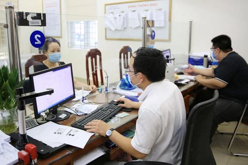 Hà Nội: Đề xuất hỗ trợ 3 tháng lương cho 21 lãnh đạo phường dôi dư khi thí điểm chính quyền đô thị