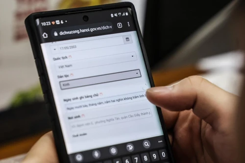 Hà Nội sẽ có app điện thoại để người dân và doanh nghiệp thực hiện thủ tục hành chính 