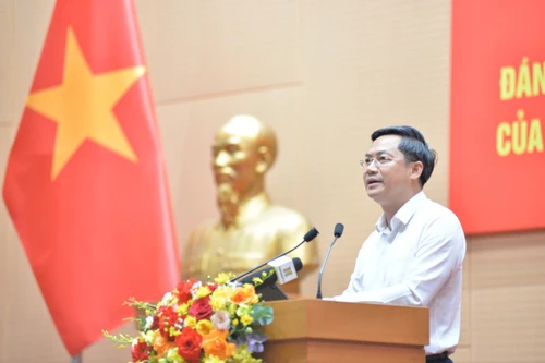 Hà Nội sẽ triển khai cơ chế thu nhập tăng thêm để đảm bảo cuộc sống cho cán bộ, công chức