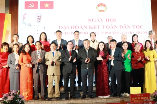 "Xây dựng Thủ đô hạnh phúc bắt đầu từ những điều giản dị"