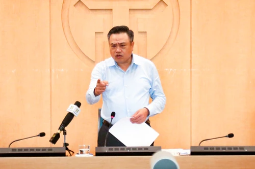 Chủ tịch Hà Nội Trần Sỹ Thanh yêu cầu thay thế cán bộ né tránh, đùn đẩy công việc