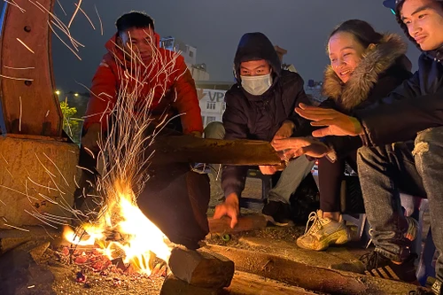 Hà Nội chỉ đạo loạt biện pháp bảo vệ sức khỏe người dân khi rét đậm, rét hại