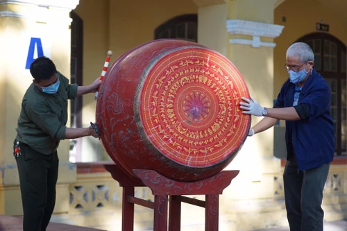 Trường học Hà Nội hối hả dọn dẹp để đón học sinh trở lại trường từ 6/12