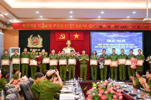 Trao giải Cuộc thi ứng dụng trí tuệ nhân tạo trong giáo dục, đào tạo tại Học viện CSND 