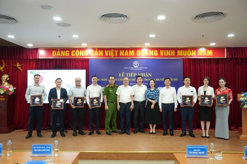 Trung tâm Phục vụ hành chính công Hà Nội có thêm loạt sản phẩm công nghệ chuyển đổi số