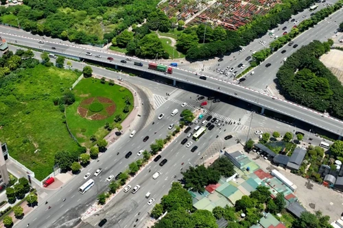 Xây hầm chui biến đoạn Cổ Linh - Cầu Vĩnh Tuy thành nút giao 3 tầng