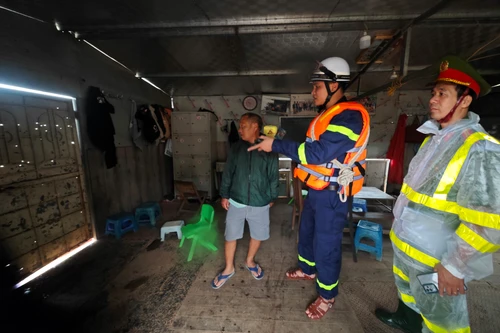 Hà Nội cấp 4 tỷ đồng ngân sách bổ sung cho 2 xã, phường để phòng chống lụt bão