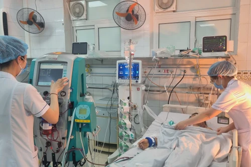 Bệnh viện 19-8 cứu sống bệnh nhân nguy kịch do sử dụng thuốc nam có chất cấm