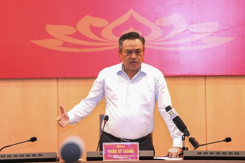 Chủ tịch Hà Nội Trần Sỹ Thanh chủ trì họp, chỉ đạo ứng phó với cơn bão số 11