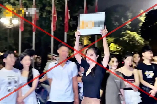 Hà Nội chỉ đạo làm rõ thông tin "Ngang nhiên quảng cáo cờ bạc ở phố đi bộ Hồ Gươm"