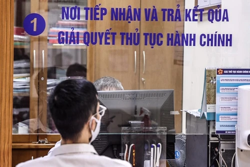 Chủ tịch Hà Nội yêu cầu thủ tục hành chính phải “một việc một lần làm, hồ sơ nộp một lần”